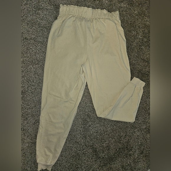 Like New- Lululemon Stretch High Rise Jogger Full Length - Picture 4 of 4